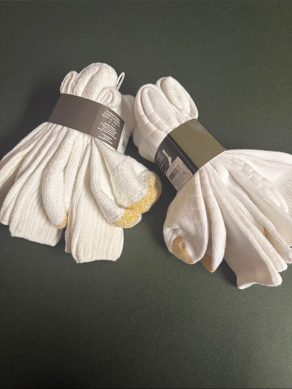 Gold Toe White Crew Athletic Socks Pack - Gold Toe Logo Detail